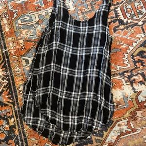 (🌼SALE 2 FOR $10🌼) Plaid blouse